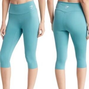Gymshark High-Rise Capris in Aqua NEW